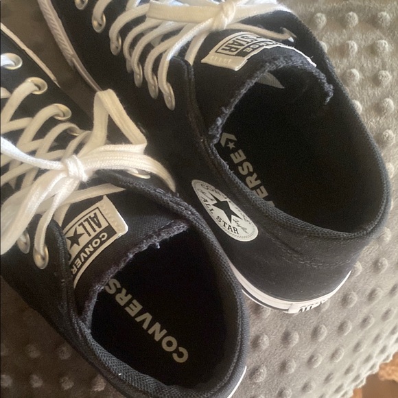 Converse CHUCK TAYLOR ALL STAR Size: 9.5 - Picture 10 of 11